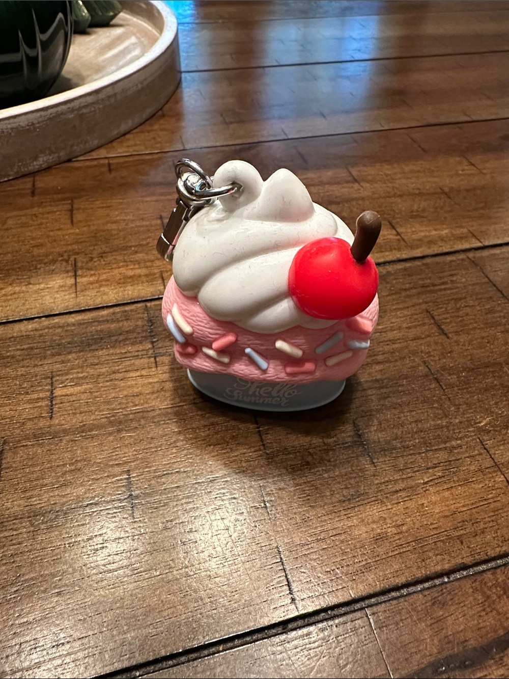 Bath & Body Works Pink & White Ice Cream anti bacterial holder with Red Cherry